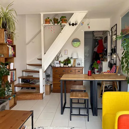 Joli Duplex A 5 Min De La Apartmán